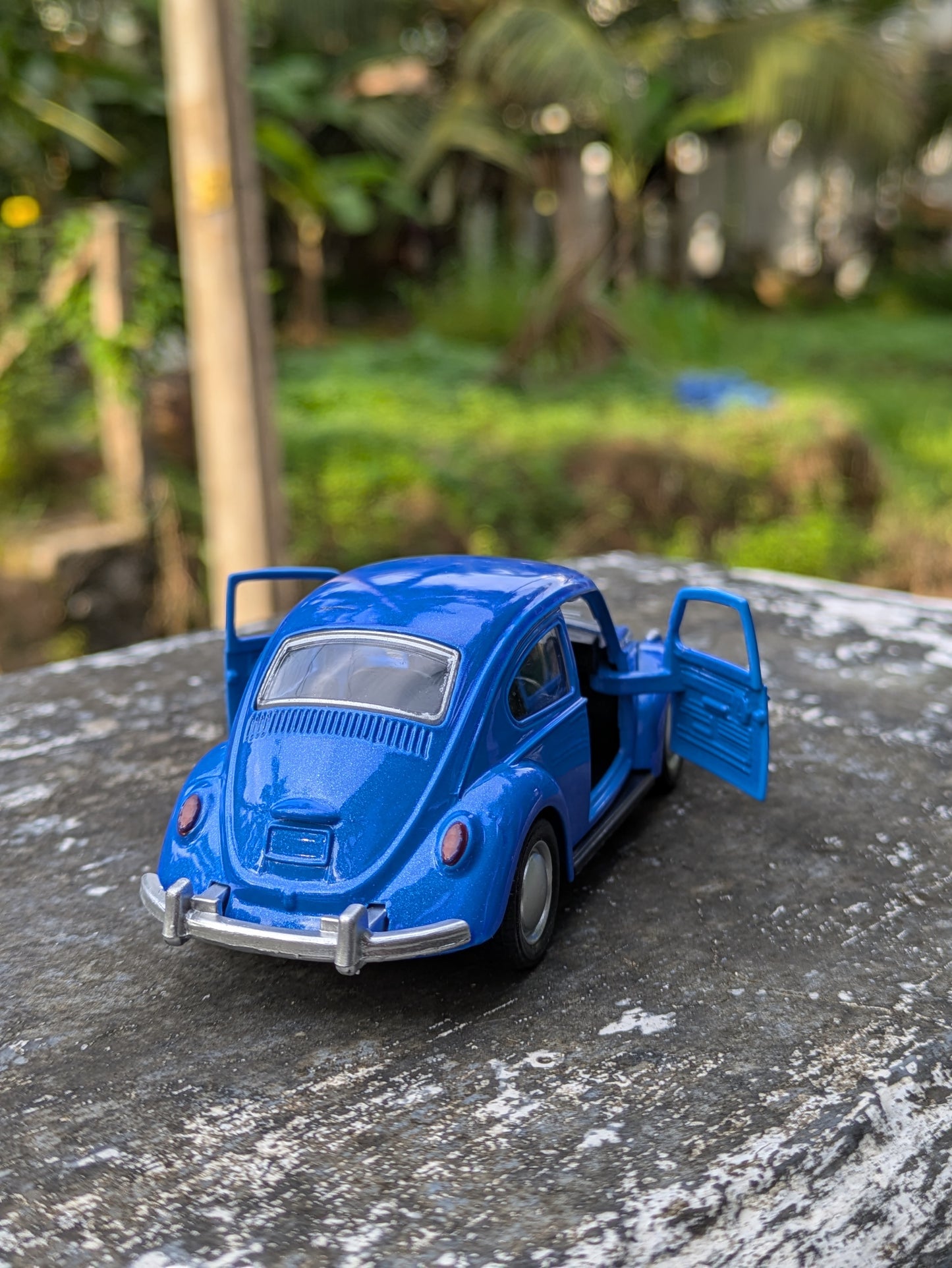Hot Wheels/Die Cast Beetle Model Metal And Plastic Mix Body ( Blue )