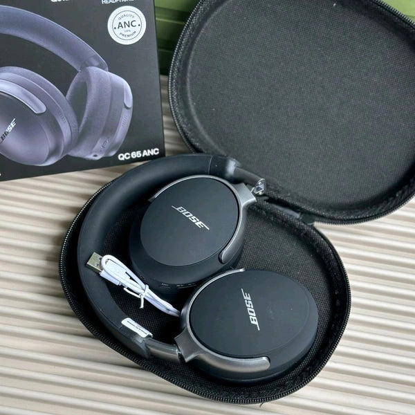 BOSE. QUIET COMFORT ULTRA WIRELESS HEADPHONE. FIRST QUALITY. GOOD SOUNDS. WITH CARRY BAG ( Pack of 1)