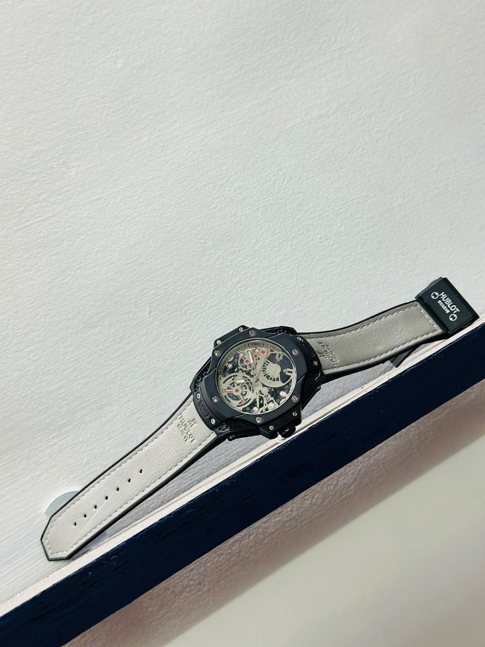 HUBLOT 7AAA QUALITY ANALOGUE WATCH FOR MEN ( PACK OF 1)