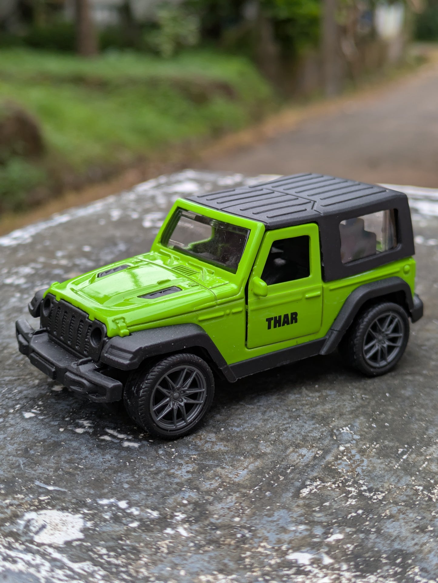 Hot Wheels Thar Model Metal And Plastic Mix Body ( Green )