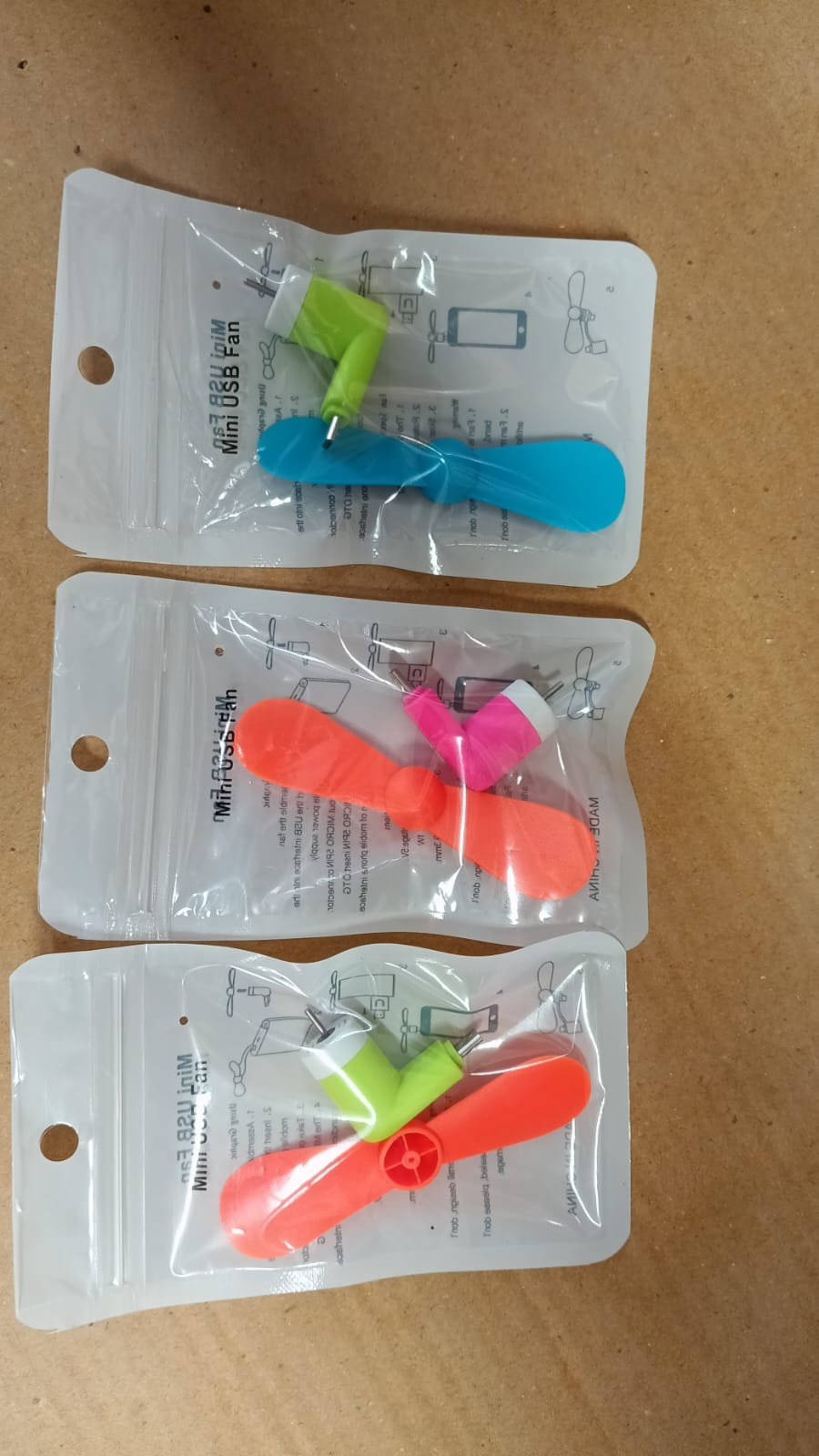 mini USB fan For Having cool air instantly, anywhere and anytime purposes (Micro Port / Mix Color/Pack Of 1)