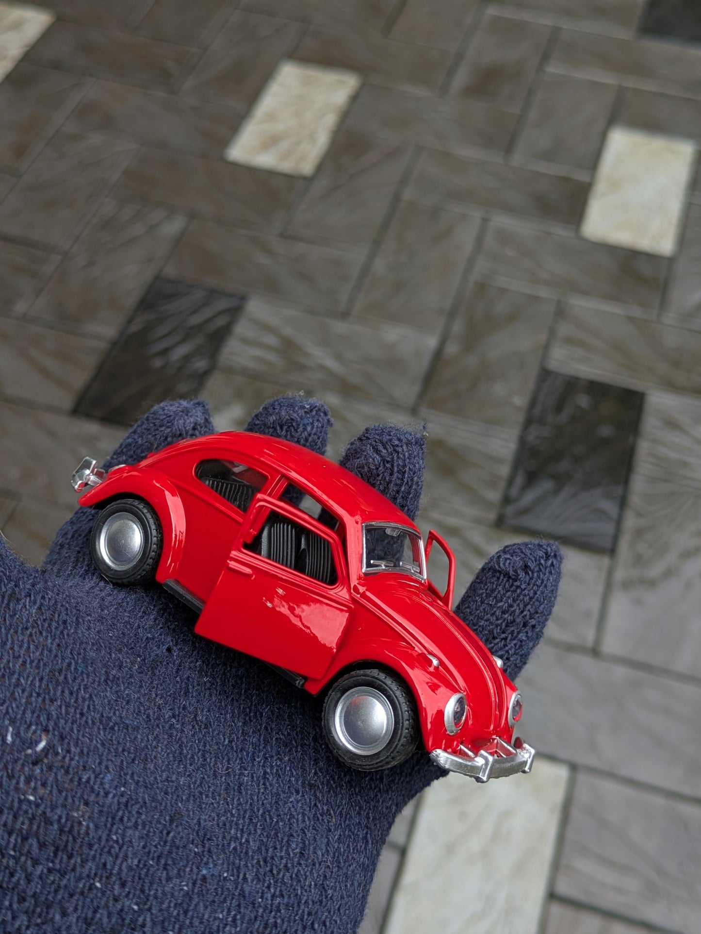 Hot Wheels/Die Cast Beetle Model Metal And Plastic Mix Body ( Red )