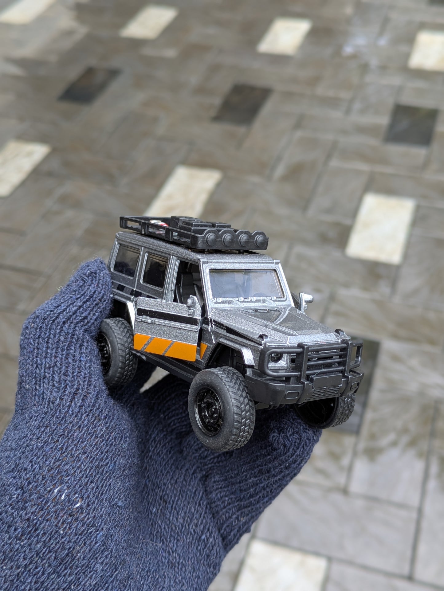 Hot Wheels/Die-Cast Model Metal Cars With Sound And Headlight