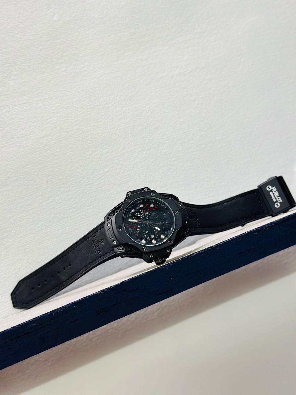 HUBLOT 7AAA QUALITY ANALOGUE WATCH FOR MEN ( PACK OF 1)