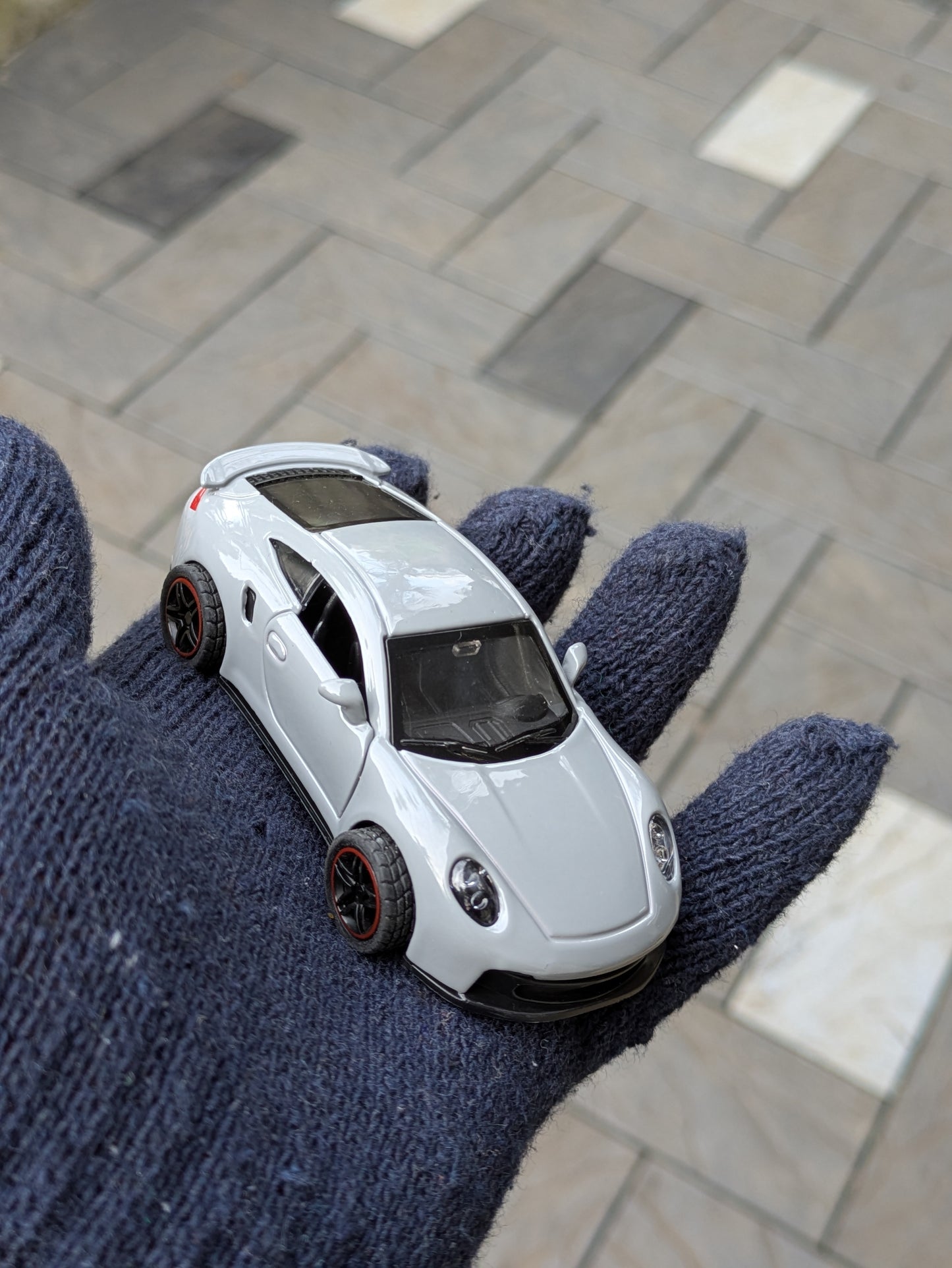 Die-cast Model Metal Body Door Openable (Gray)