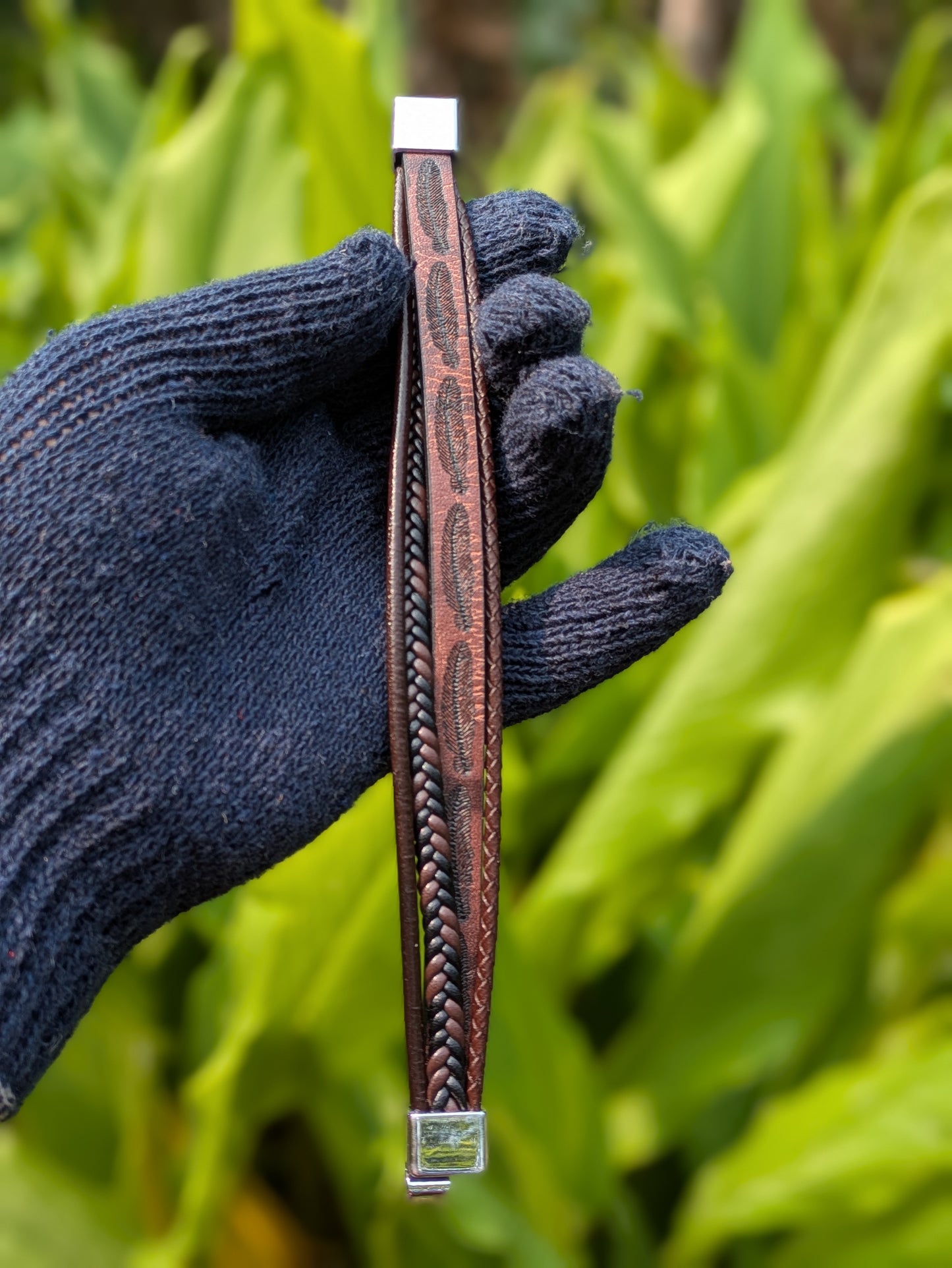 Gents Leather Bracelet With Magnetic Buckles Free Size