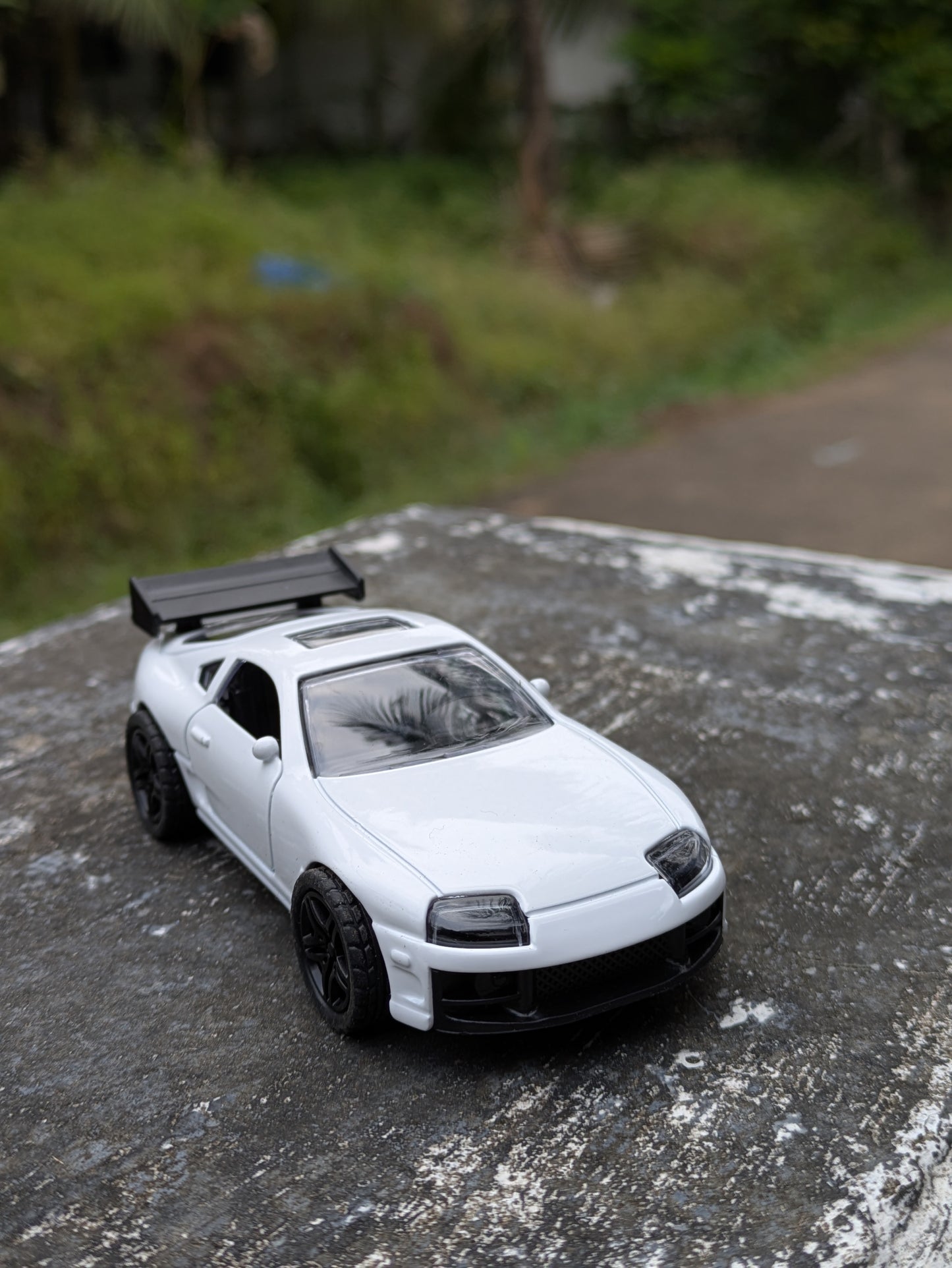 Die-cast Model Metal Body Door Openable