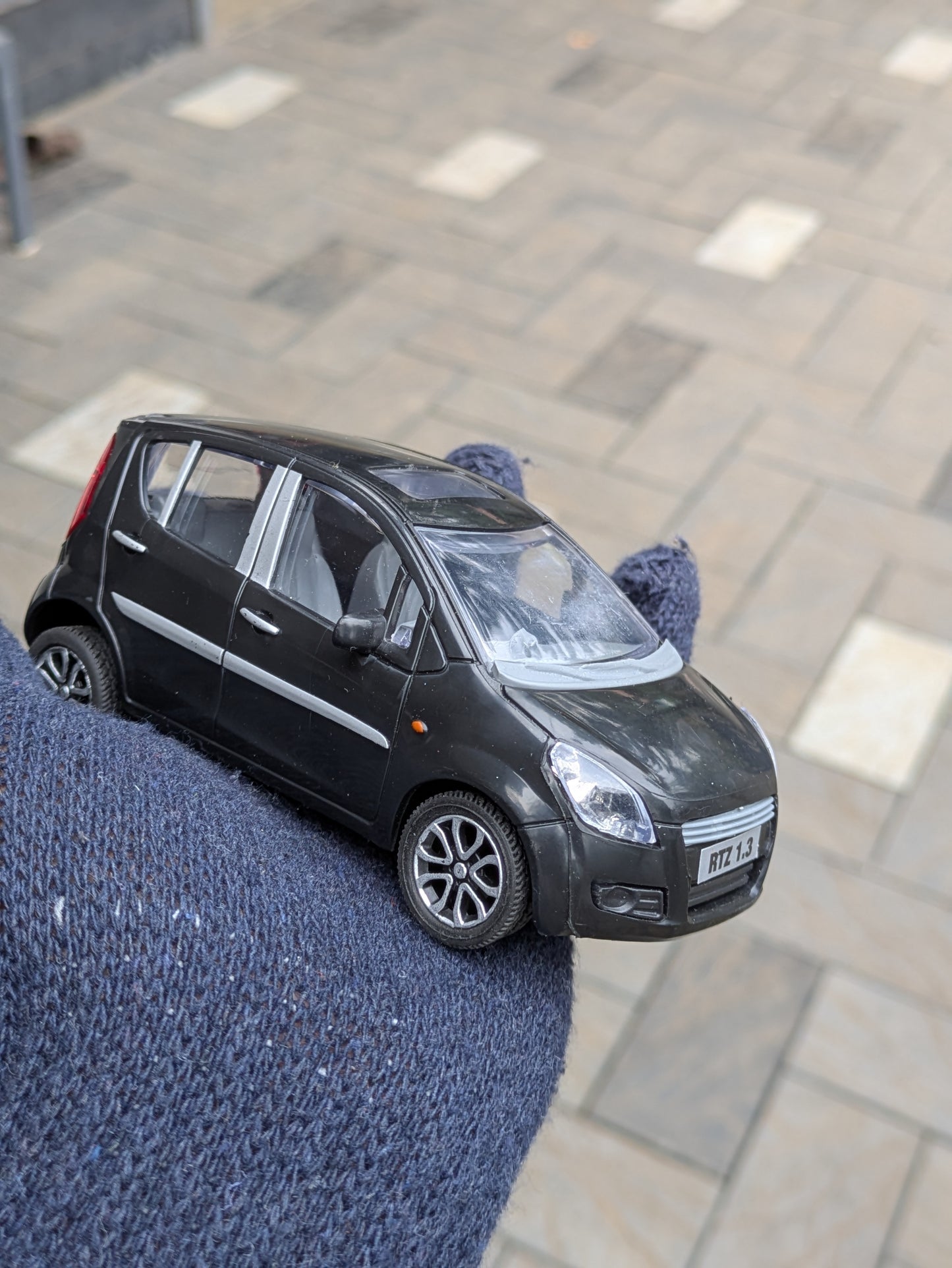 Die-cast Model Hard Plastic Body