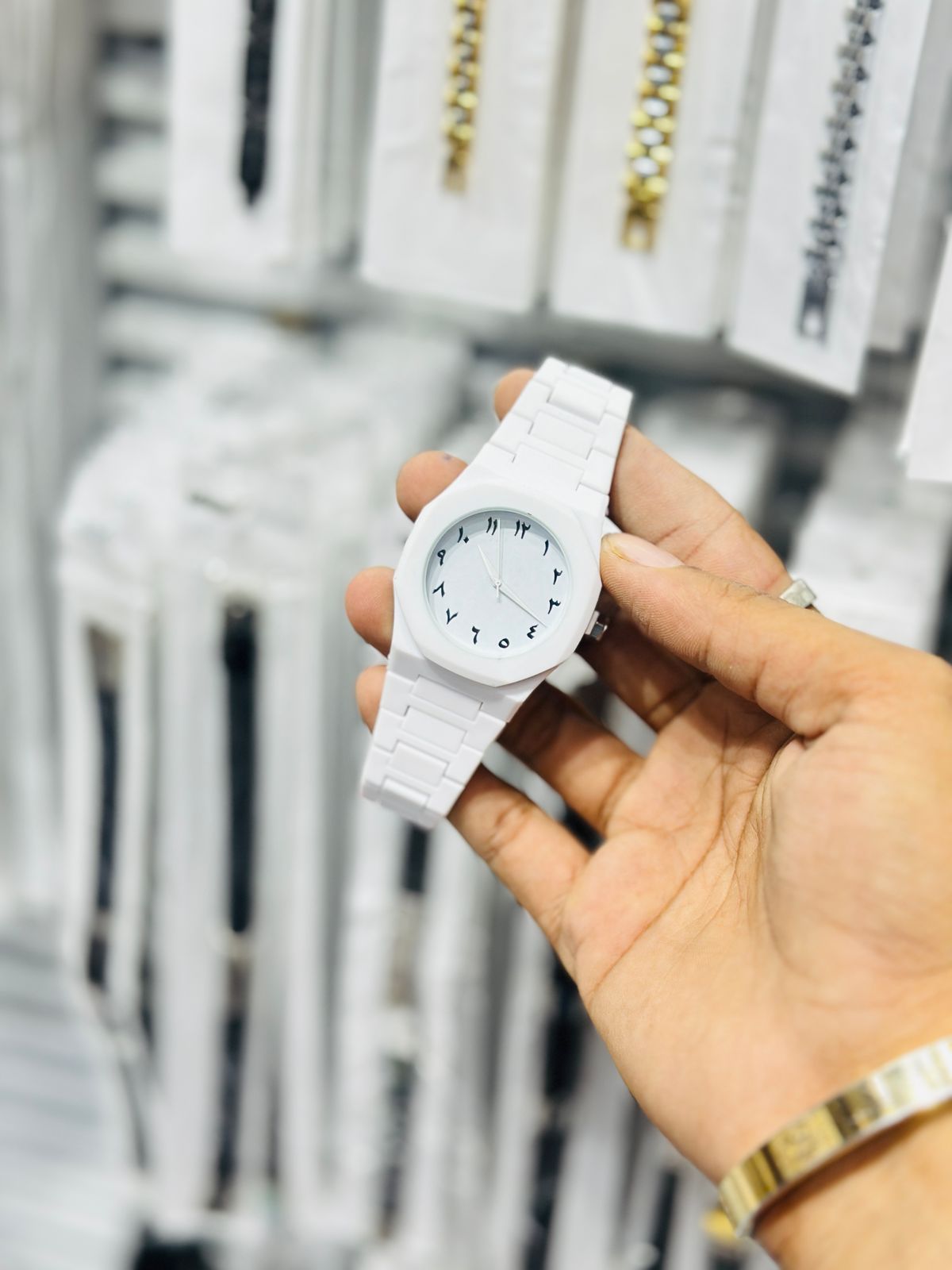 Arabic Aura Watch