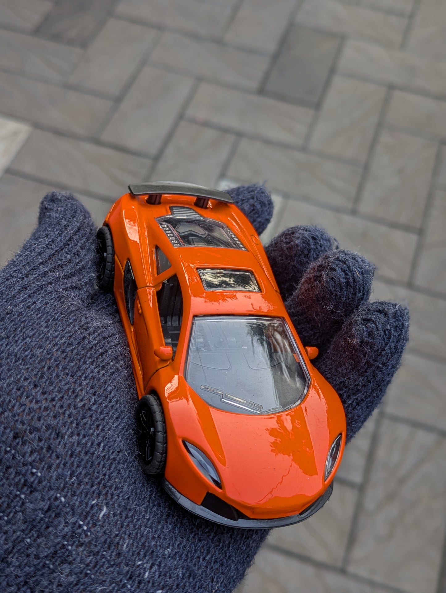 Die-Cast Metal Cars Scale Model Door Openable