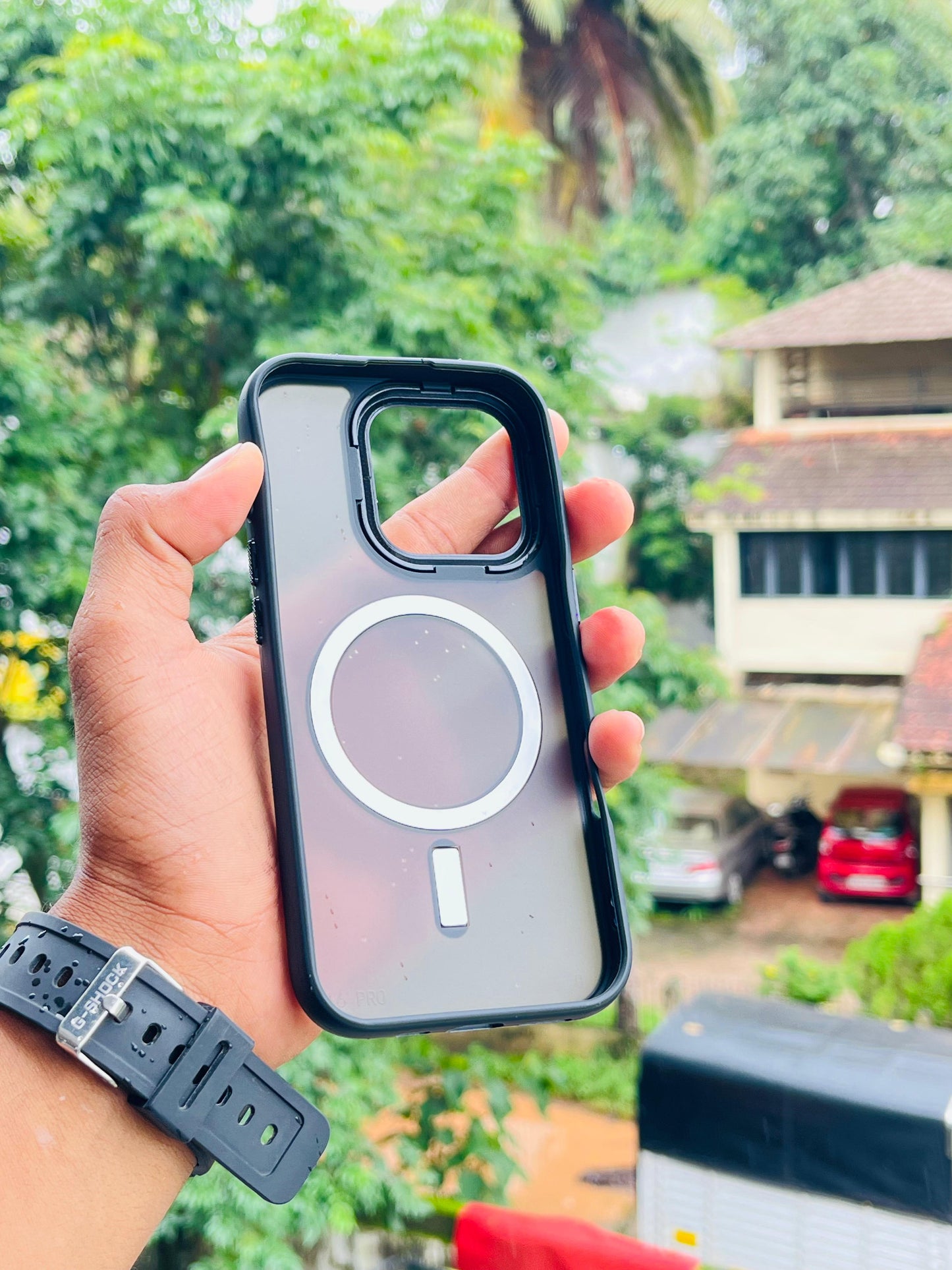 Matel Line Magsafe Case ( black)(pack of 1)