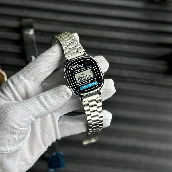 Most Demanded Digital High Quality Watch With High Quality Strap Best finishing Body & Case