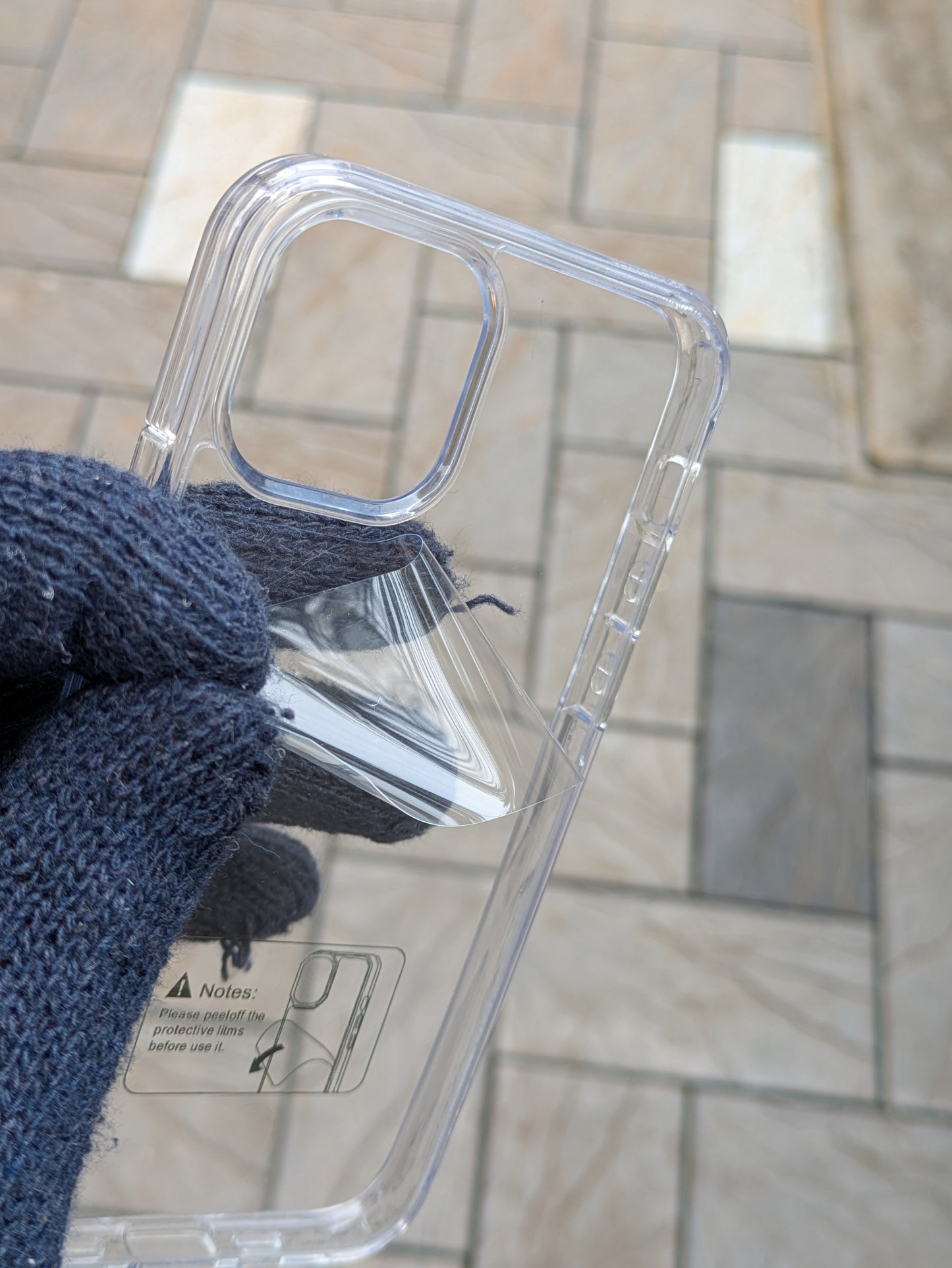 Spigen Anti Yellowing Transperant Semi Hard Case