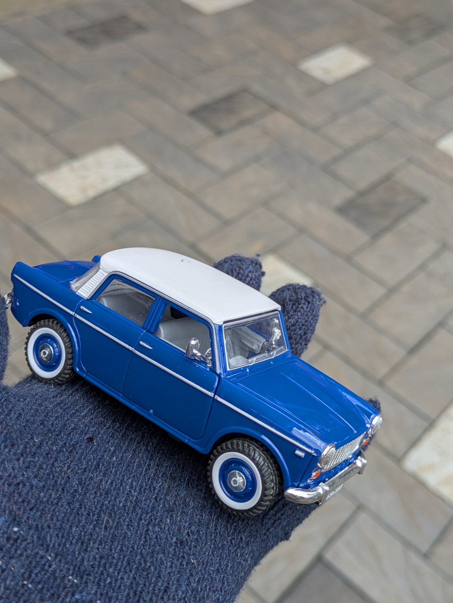 Die-cast Model Premier Padmini Hard Plastic Body Door Openable