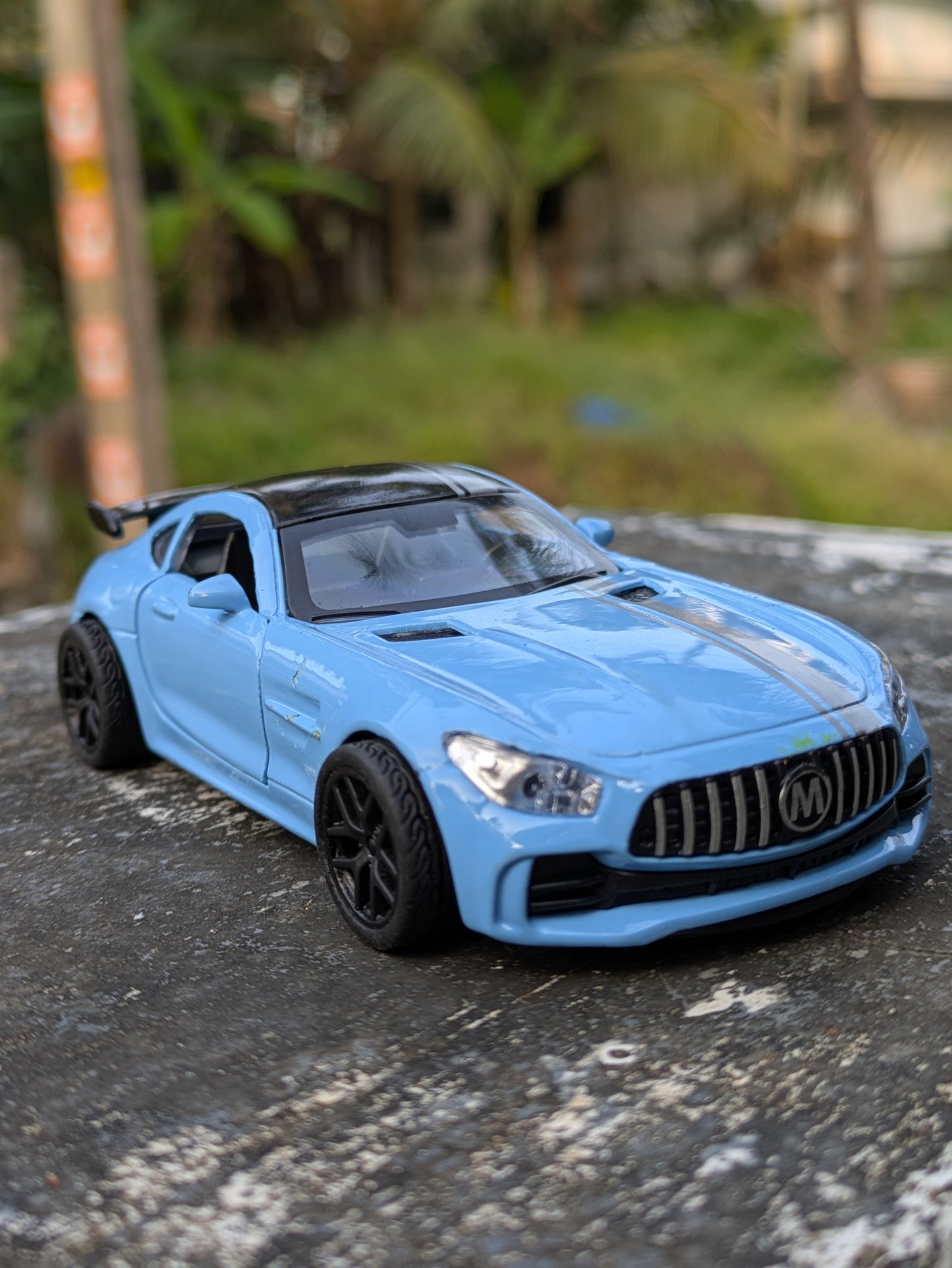 Die-Cast Metal Cars Scale Model Door Openable