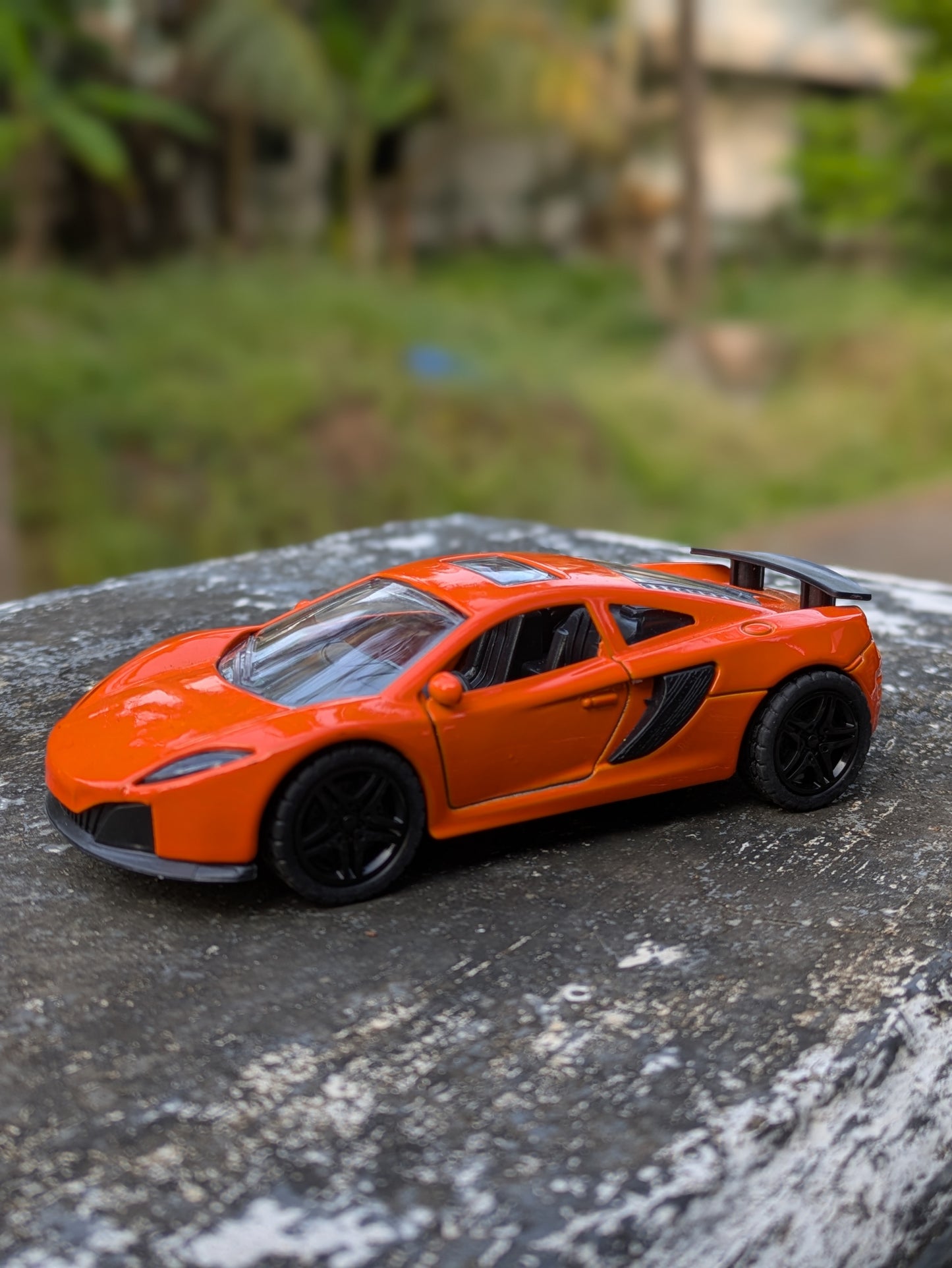 Die-Cast Metal Cars Scale Model Door Openable