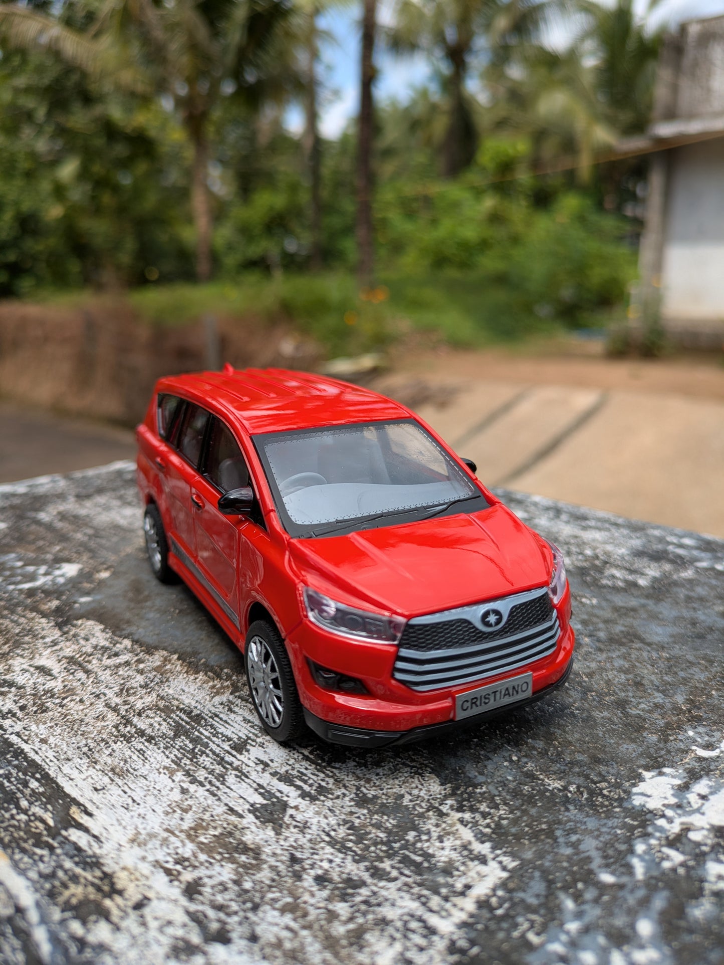 Die-cast Model Innova Crysta Hard Plastic Body Door Not Openable