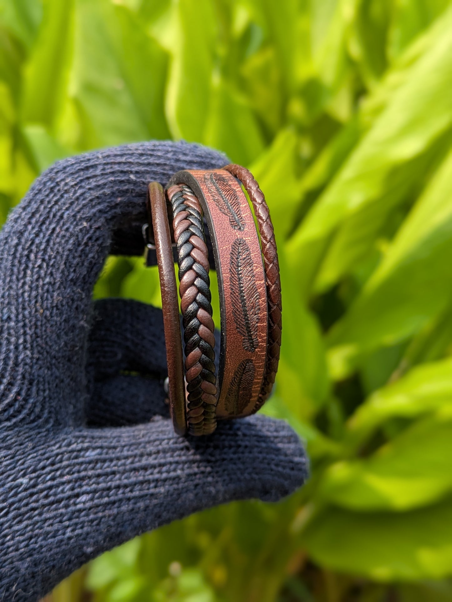 Gents Leather Bracelet With Magnetic Buckles Free Size
