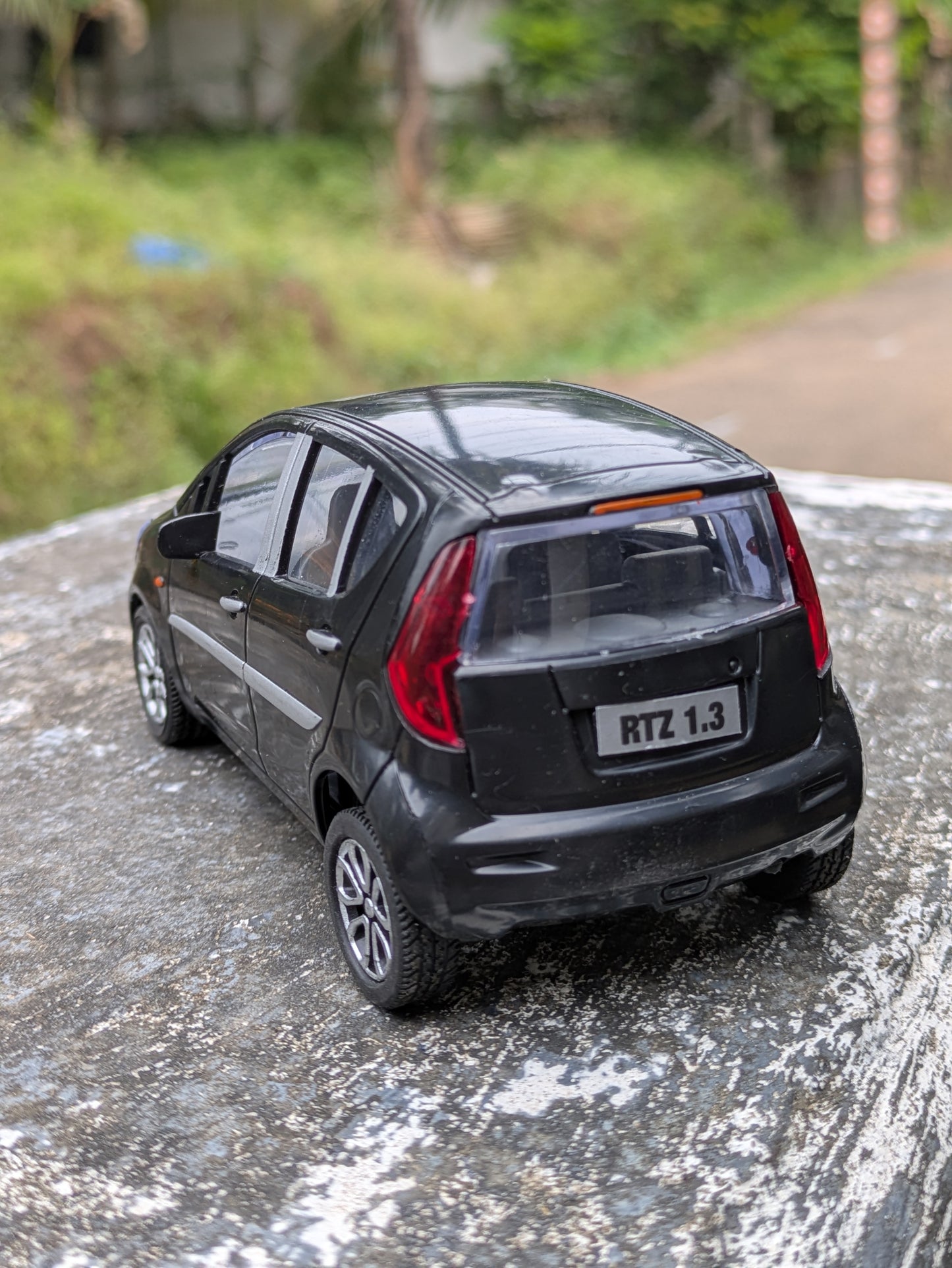 Die-cast Model Hard Plastic Body