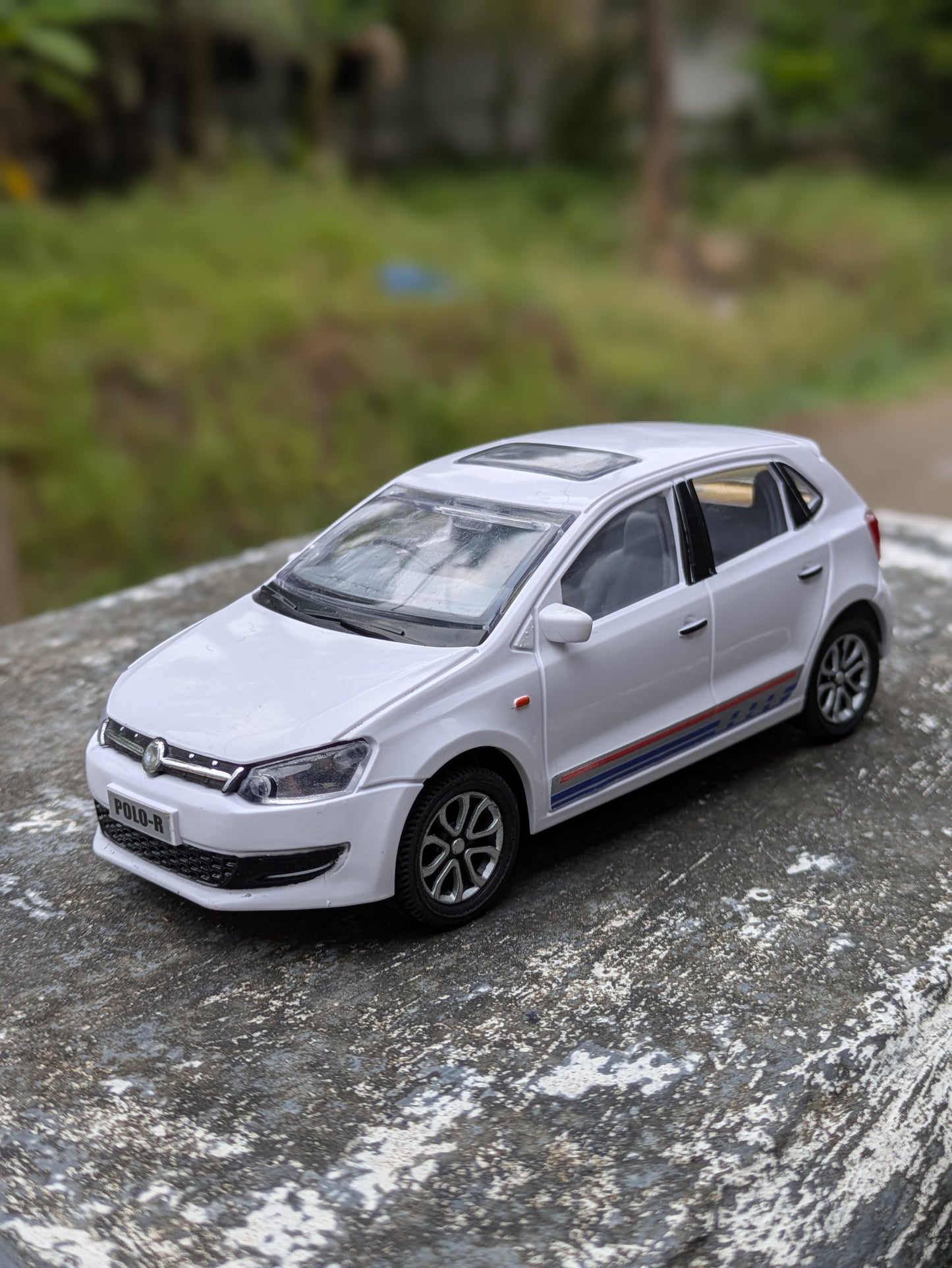 Die-cast Model Hard Plastic Body