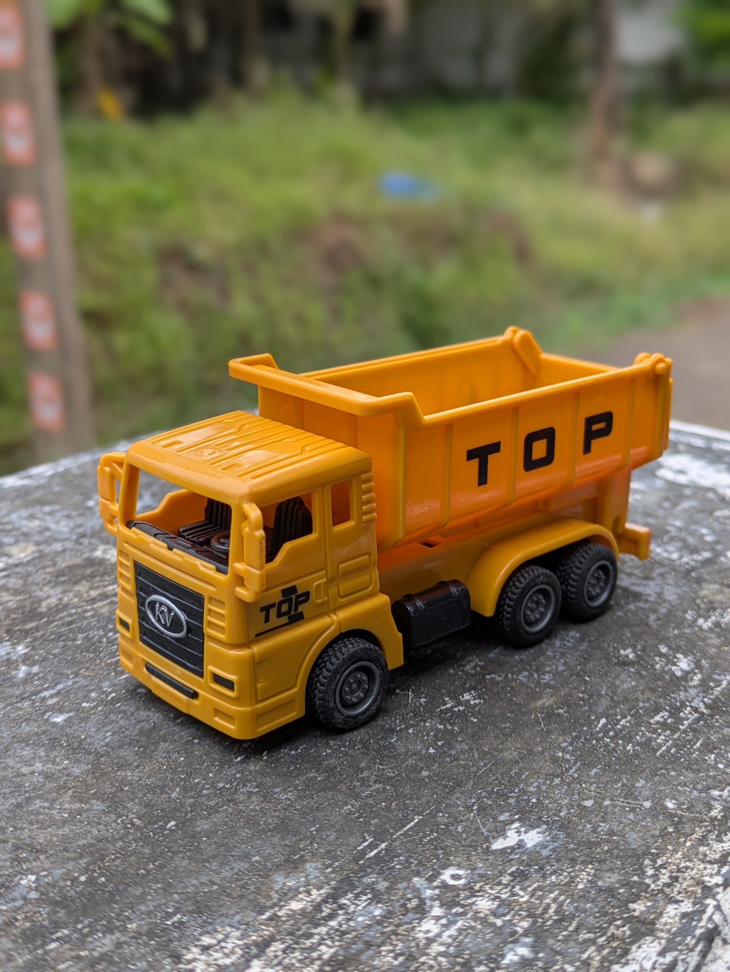 Construction Toy Vehicles Hard Plastic Body