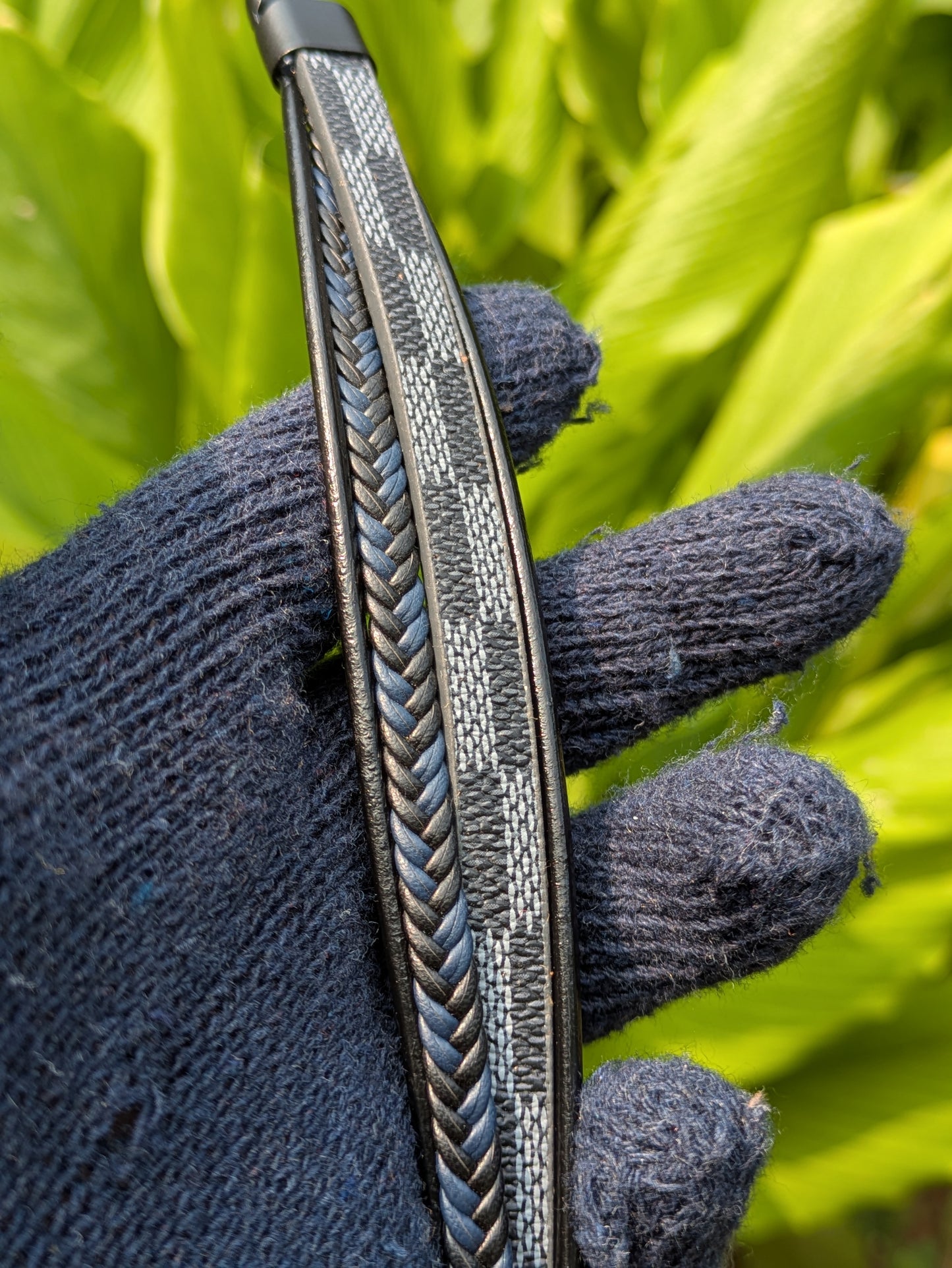 Gents Leather Bracelet With Magnetic Buckles Free Size