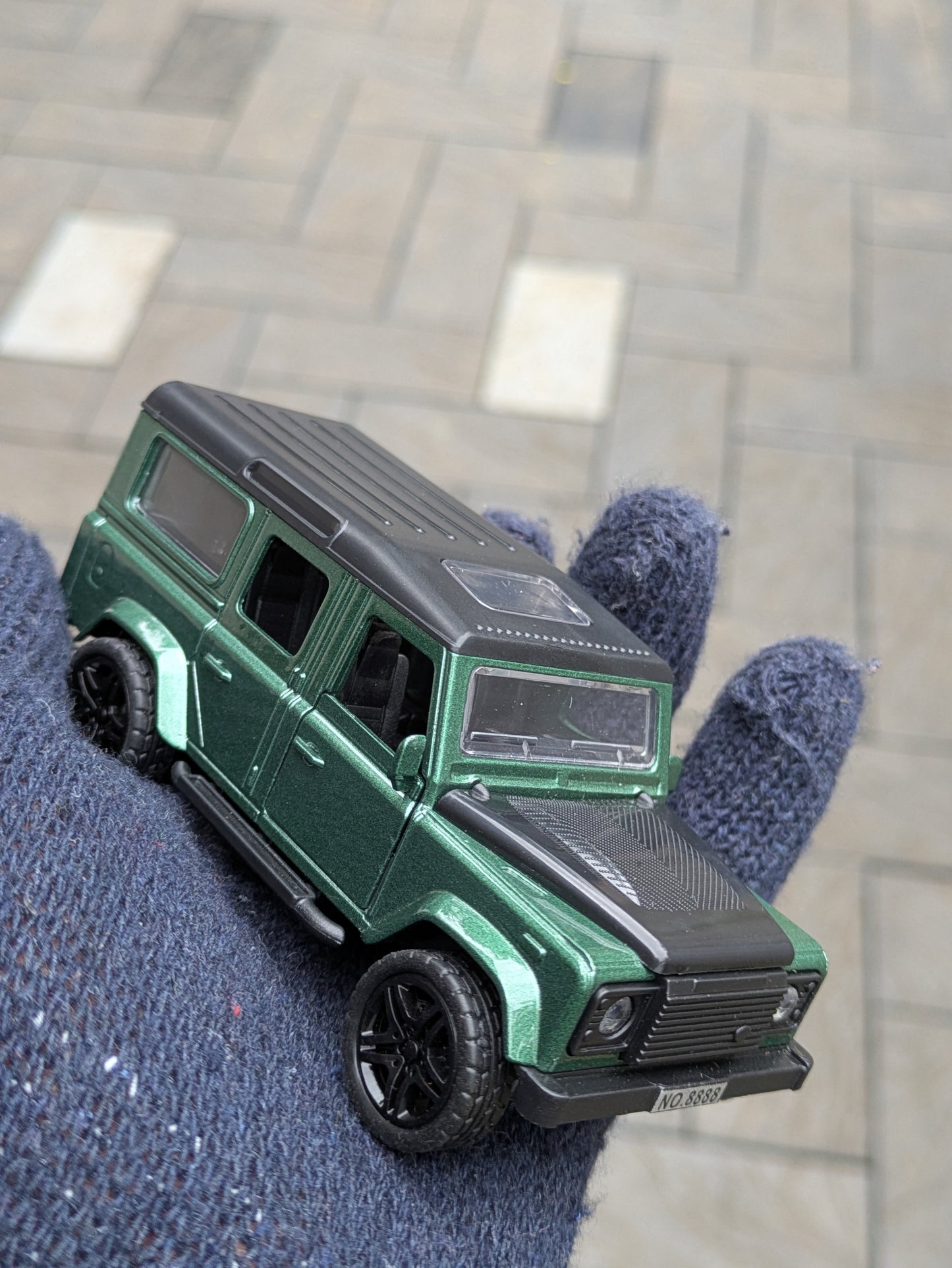 Die-cast Model Metal Body Door Openable