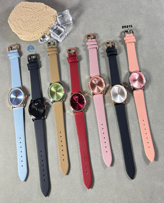 LADIES FANCY ANALOGUE WATCH WITH LEATHER STRAPS ( PACK OF 1)