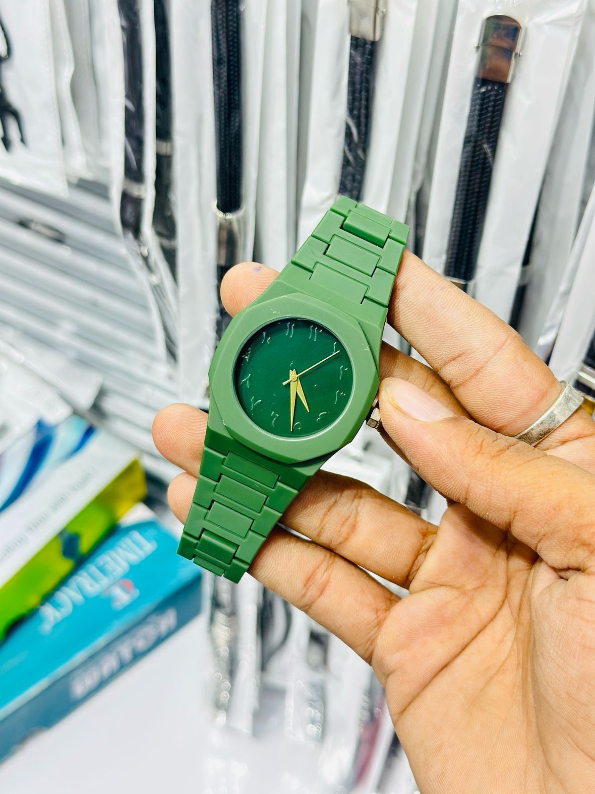 Arabic Aura Watch