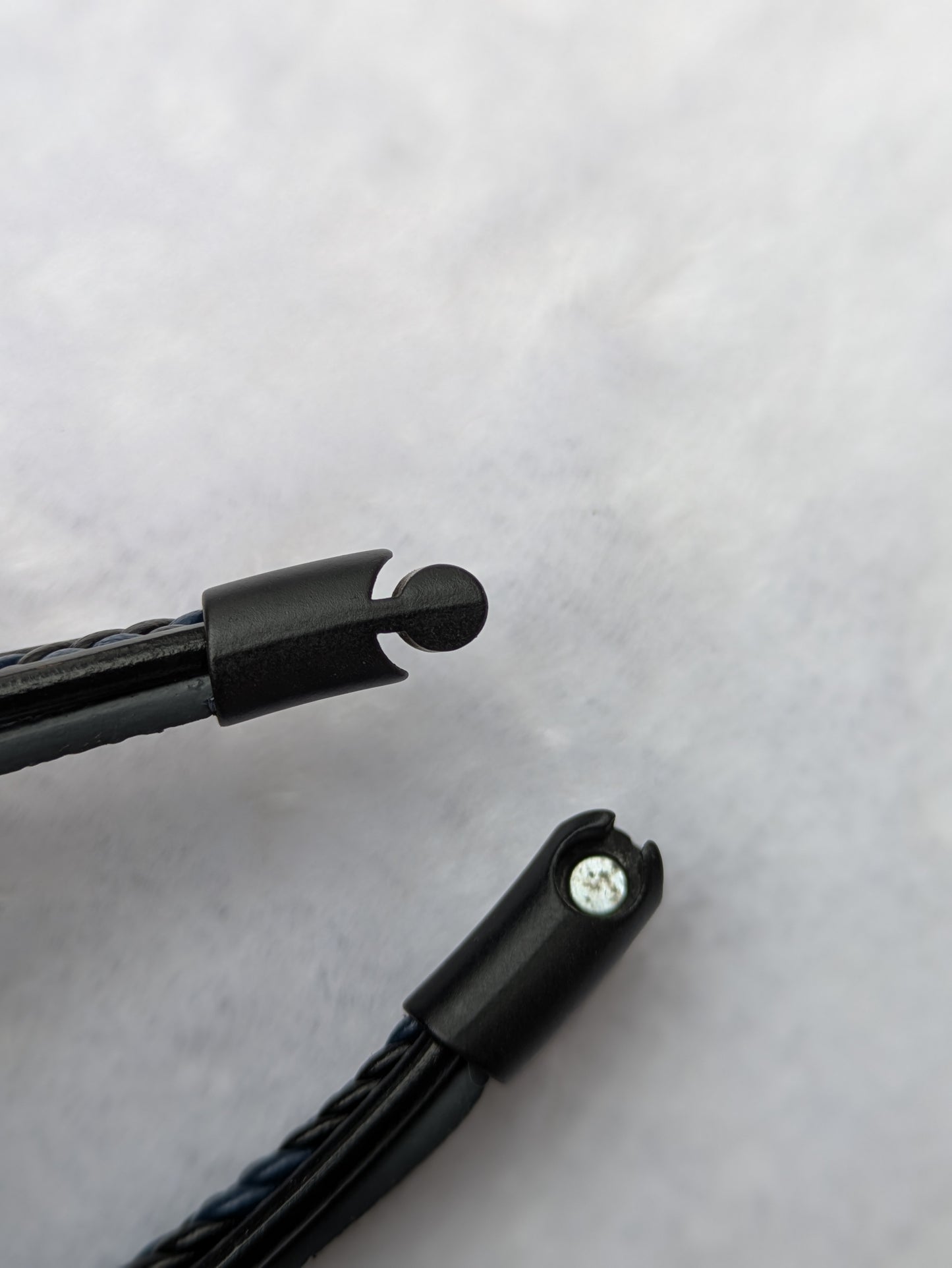 Gents Leather Bracelet With Magnetic Buckles Free Size