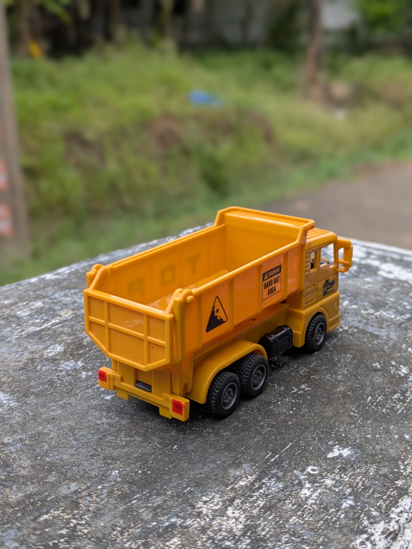 Construction Toy Vehicles Hard Plastic Body