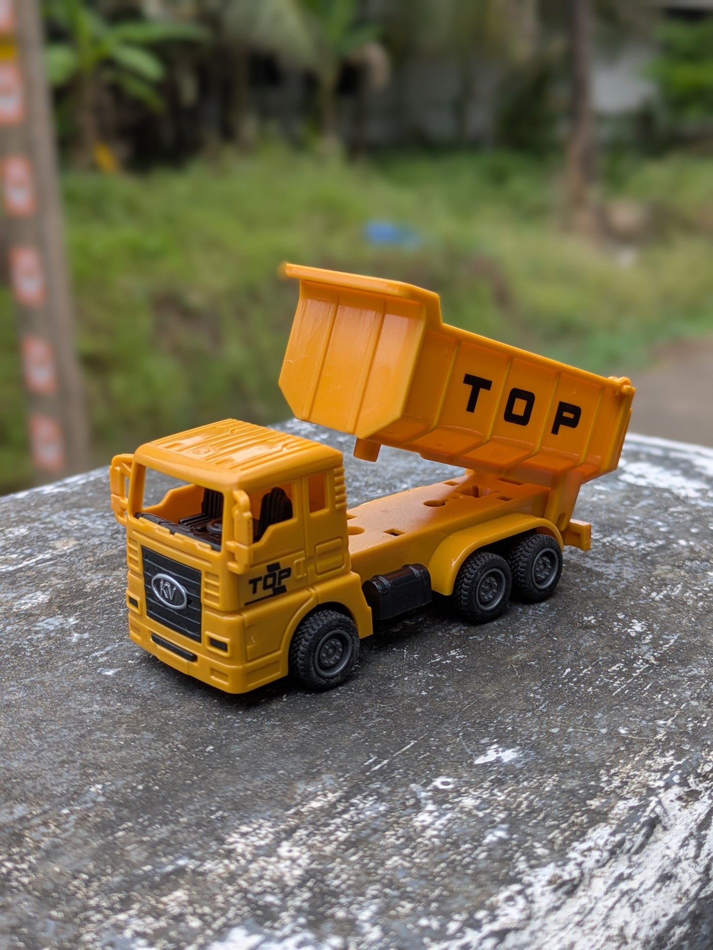 Construction Toy Vehicles Hard Plastic Body