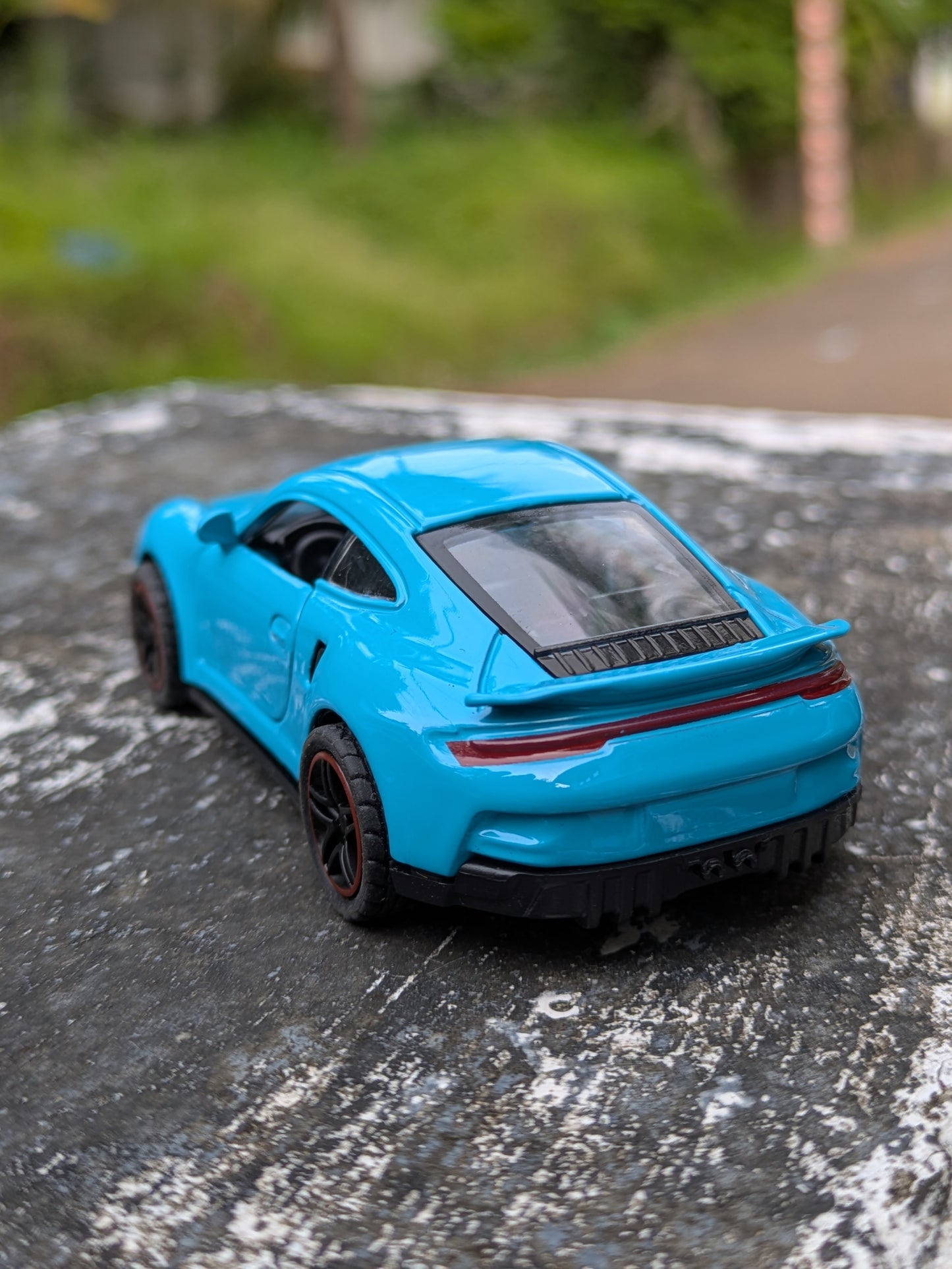 Die-cast Model Metal Body Door Openable (Blue)