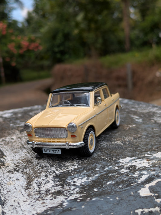 Die-cast Model Premier Padmini Hard Plastic Body Door Openable