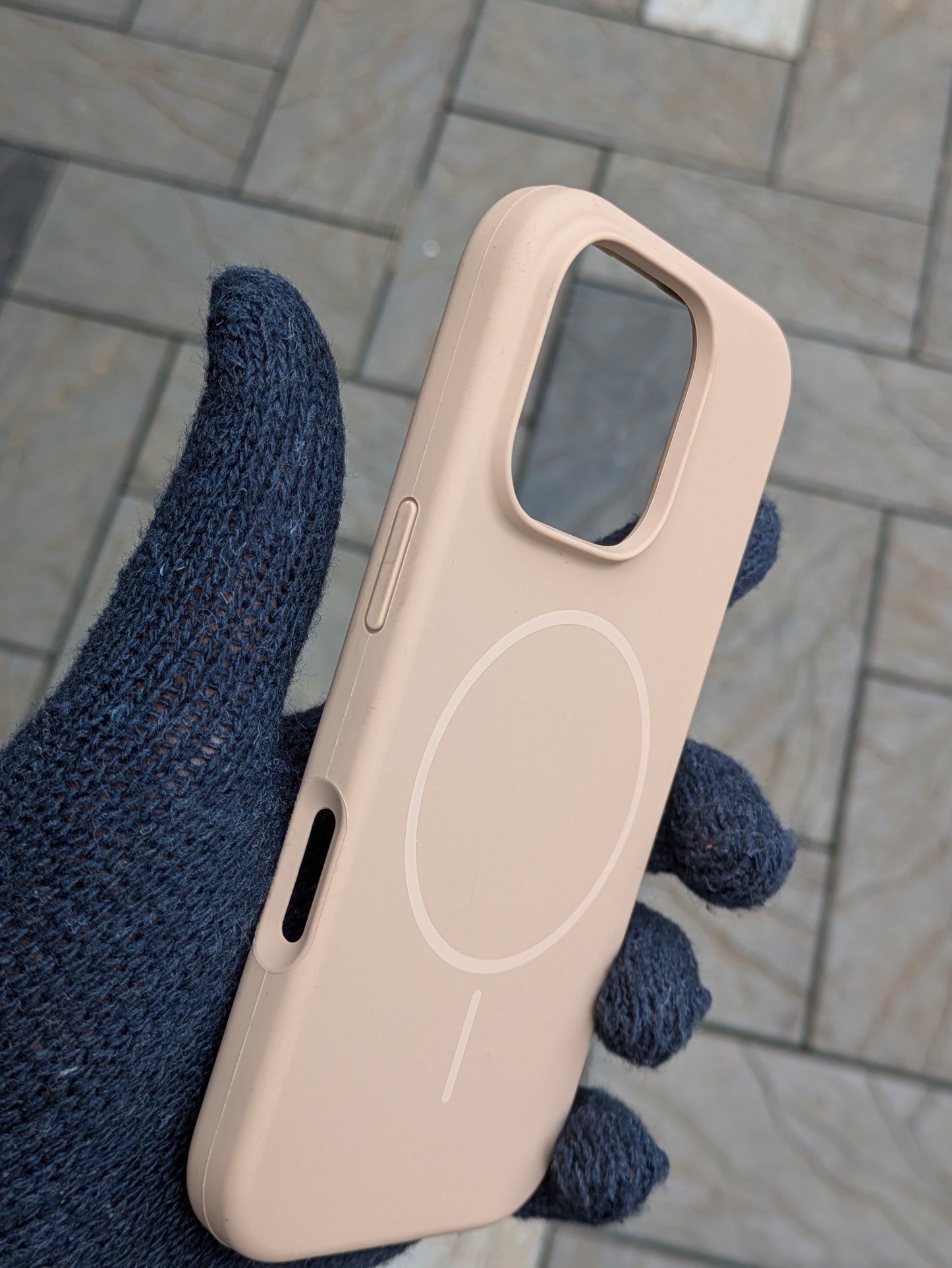 Magsafe Silicone Case For Iphone 16 Pro